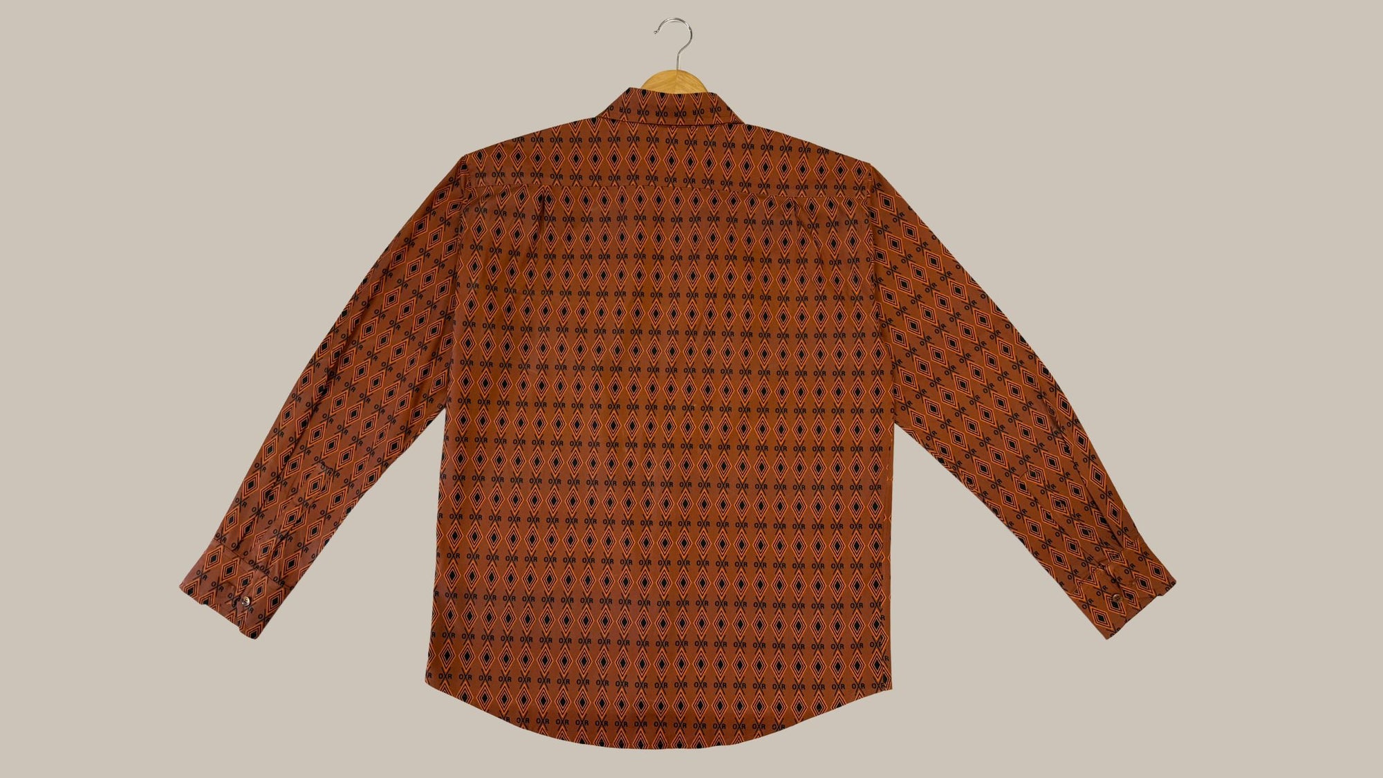 camicia a maniche lunghe arancione