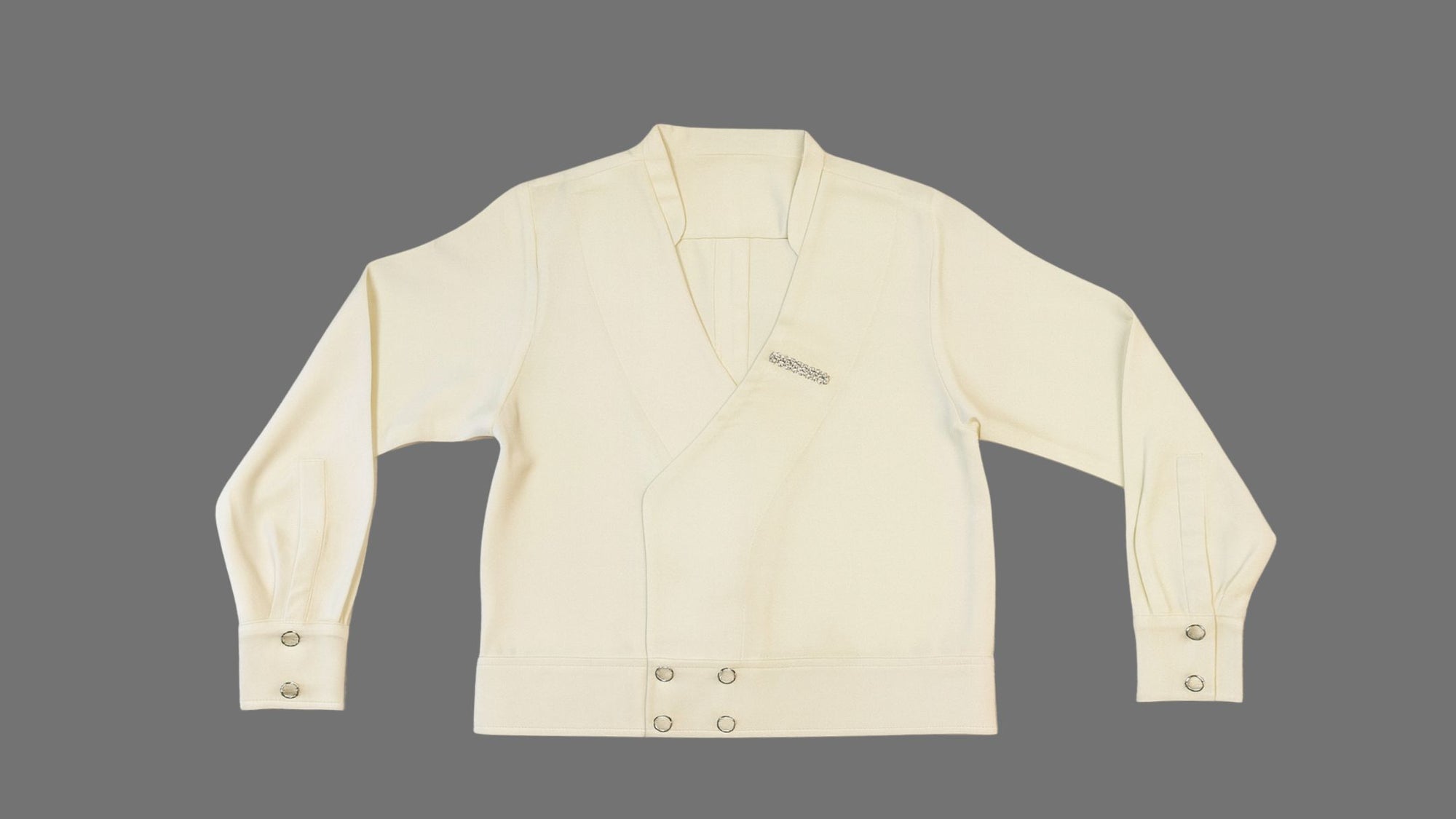camicia con bottoni