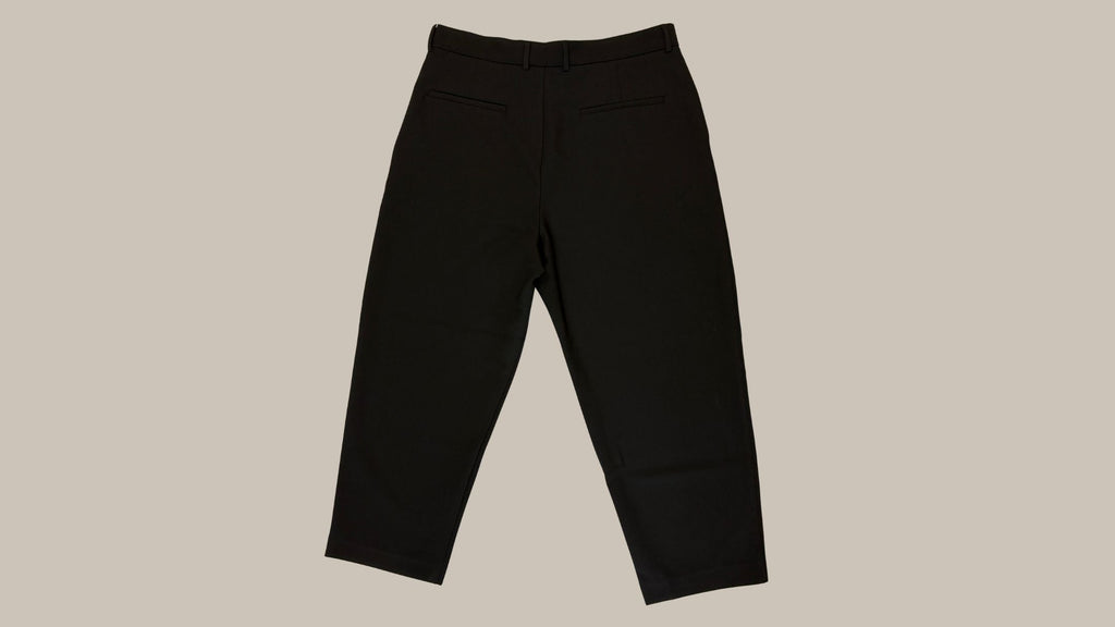 pantaloni neri