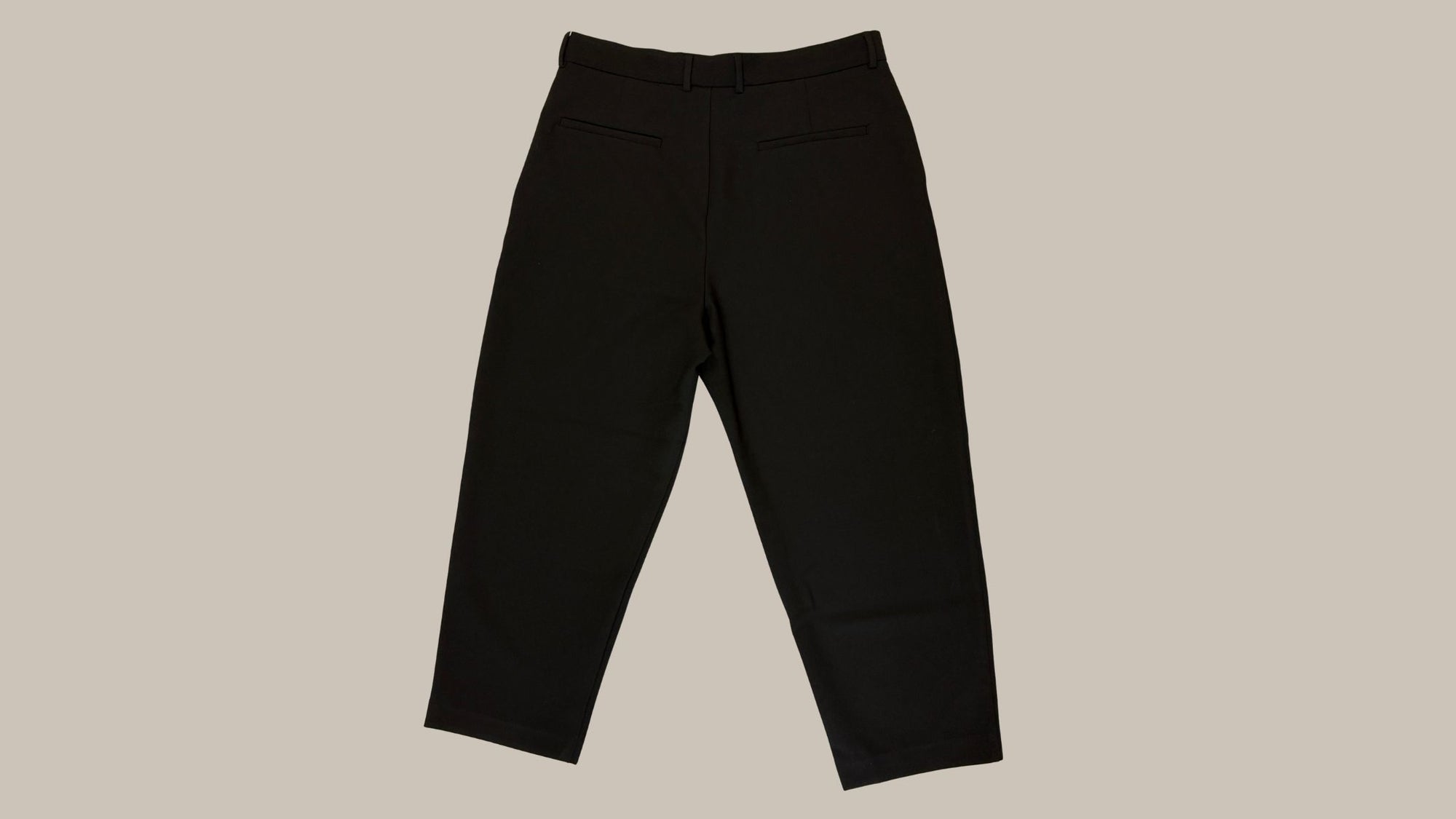 pantaloni neri