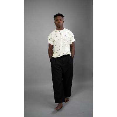 The Effortless Duo: Off-White Print Muscle Tee + Jet Black Wide-Leg Trousers